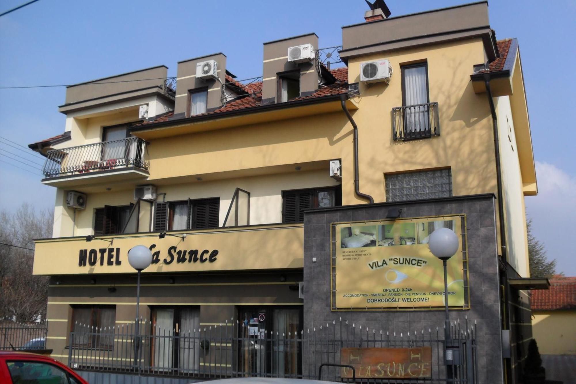 Hotel Vila Sunce Stara Pazova Exterior photo