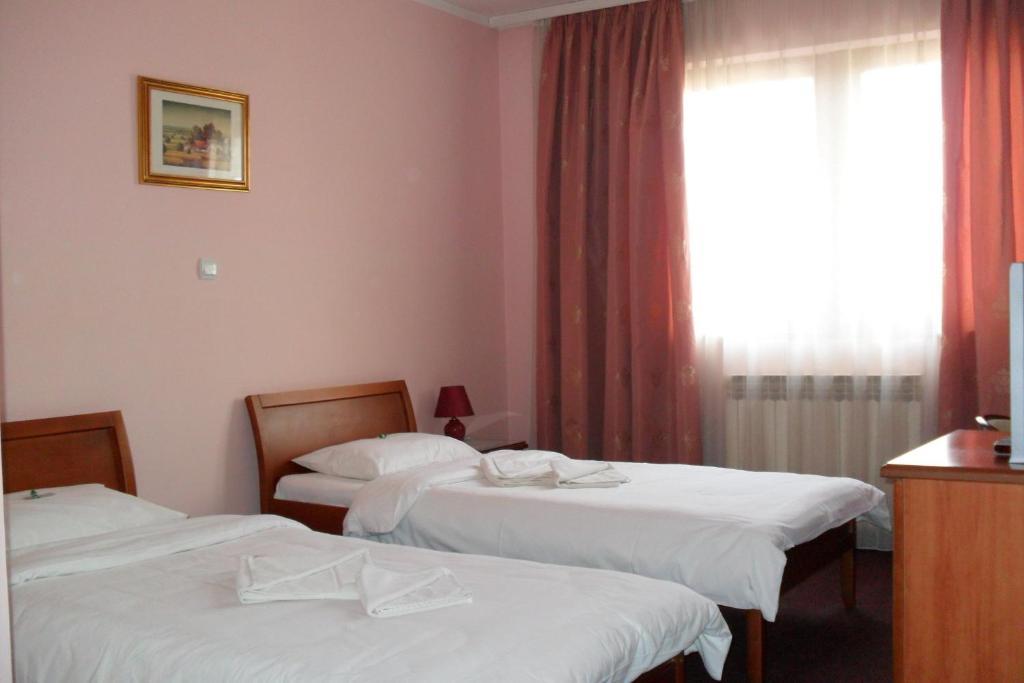 Hotel Vila Sunce Stara Pazova Room photo